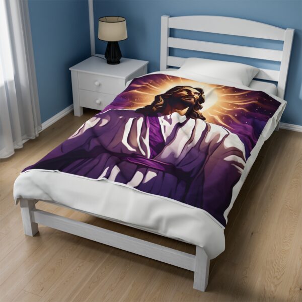 Velveteen Plush Blanket - Jesus Christ in Purple Robe Design | FaithScript Studio Exclusive - Image 3